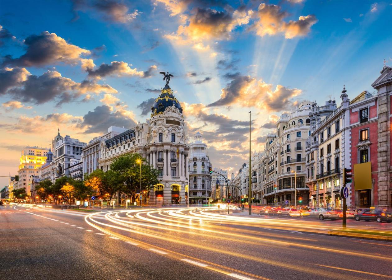 Apartamentos Felipe IV Plaza Mayor Madrid Exterior foto